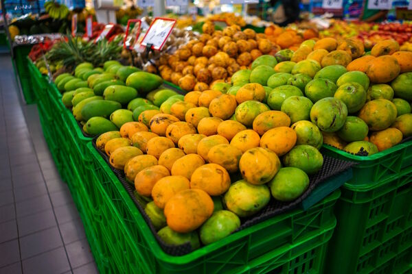 Shopkeeper Prays Way Out of Sabbath Work