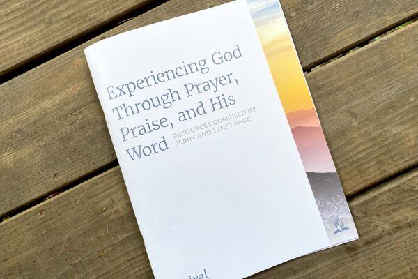 Experiencing God through Prayer and Praise - Newly Updated