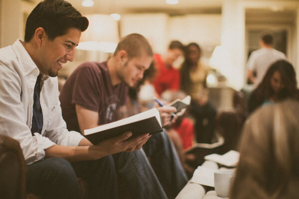 10 Incredible Bible Promises every Christian Should Know
