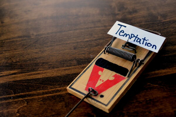 Resisting Temptation with 8 Bible Keys